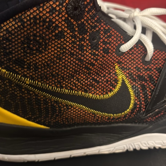 Kyrie 7 sz15 - Picture 10 of 16